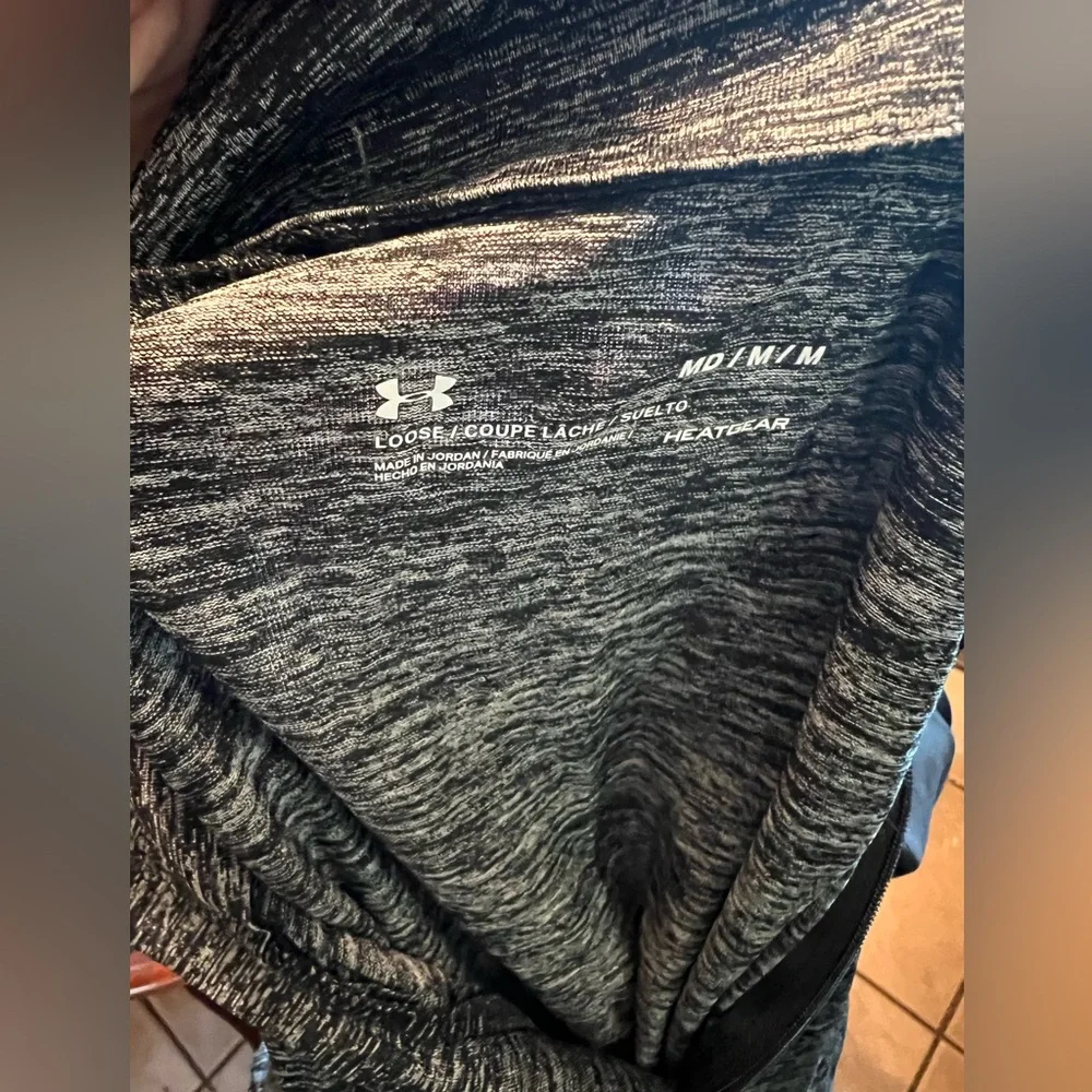 Women Medium Loose‎ Heatgear Under Armour Jacket Grey